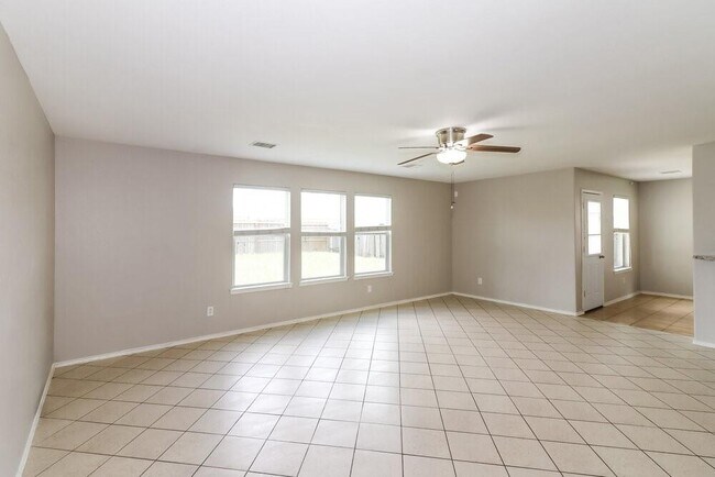 Building Photo - 20318 Clydesdale Ridge Dr