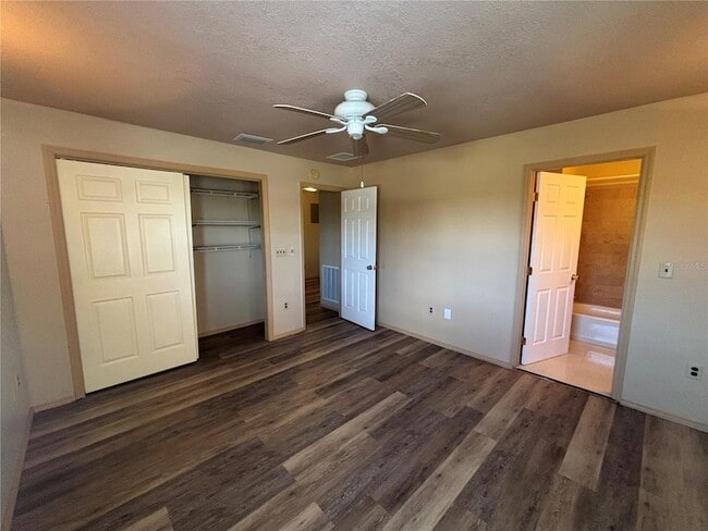 Building Photo - 536 Marion Oaks Golf Rd