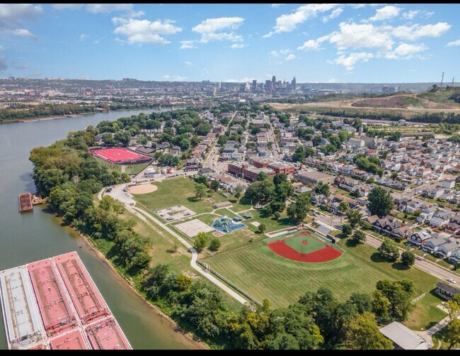 Building Photo - OX Properties