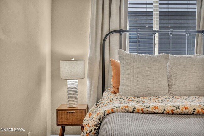 Building Photo - 3680 Coastal St