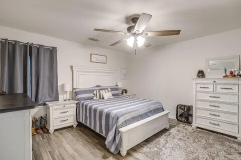 Building Photo - 609 E Willingham St