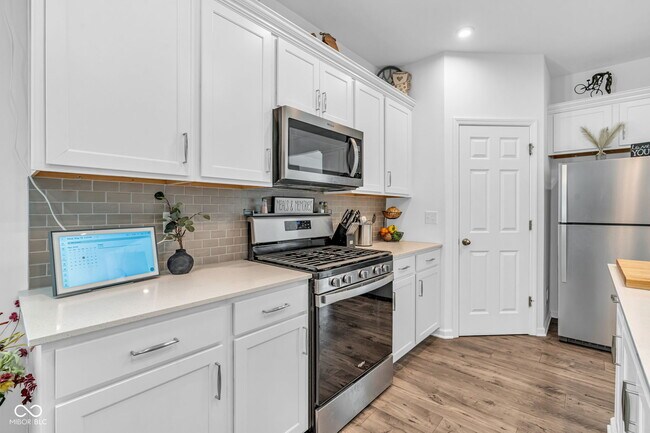 Building Photo - 17027 Cole Evans Dr