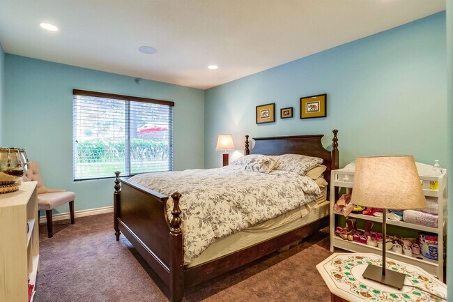 Building Photo - 6186 St Therese Way