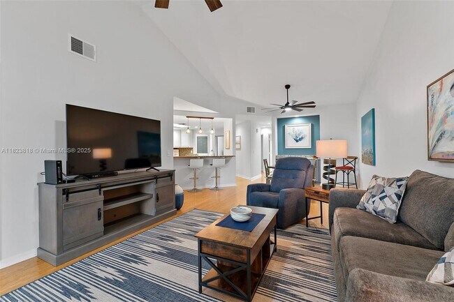 Building Photo - 6101 SE Landing Way
