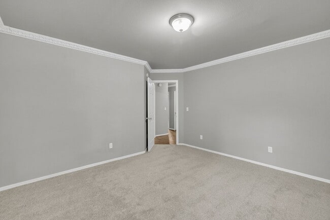 Building Photo - Welcome to this gorgeous home in the highly desirable Eddington Place neighborhood!