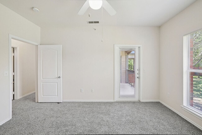 Building Photo - 3150 S Garrison Rd