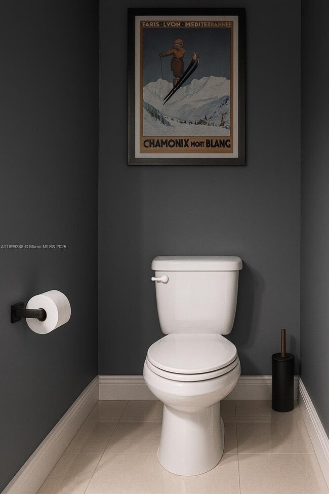 Building Photo - 1139 NE 3rd Ave