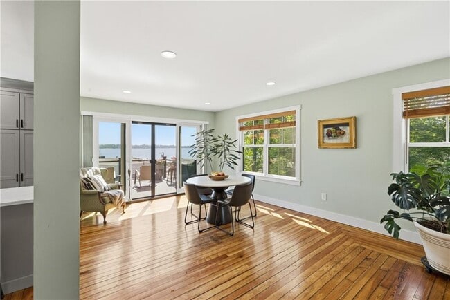 Building Photo - 1124 Narragansett Blvd