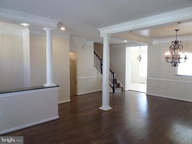 Building Photo - 2254 Journet Dr
