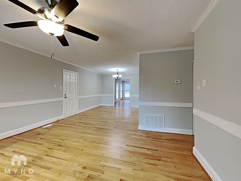 Building Photo - 218 Faison Dr
