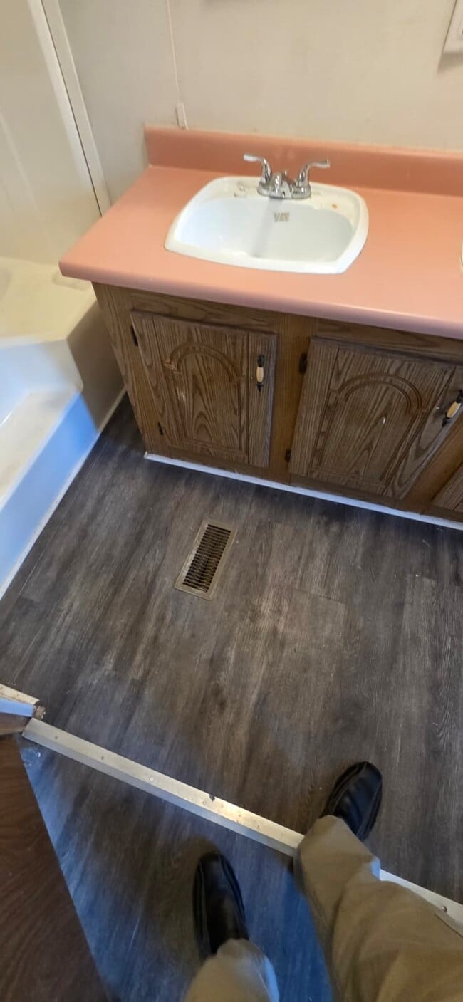 Building Photo - Cedar Street MHC