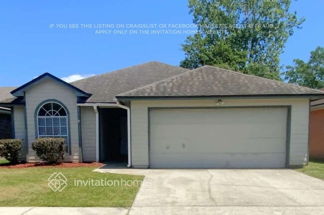 Building Photo - 1730 Ashwood Cir