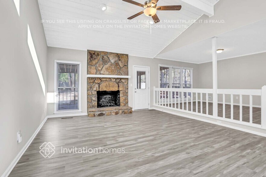 Building Photo - 1169 Ashley Lake Dr