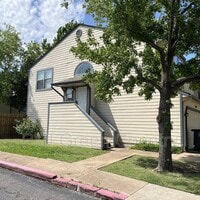 Building Photo - 6028 S 90th E Pl