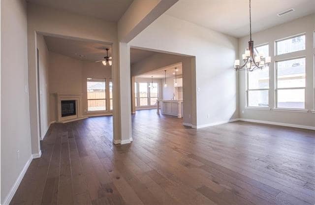 Building Photo - 1708 Daisy Corner Dr