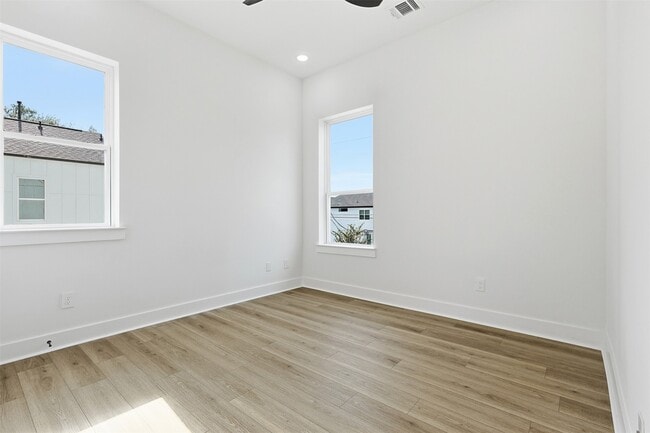 Building Photo - 8919 Laverne Shumard Ln