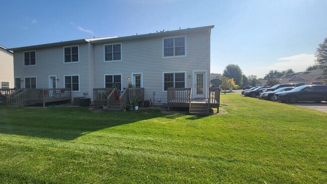 Building Photo - 3037 Venice Ln NW