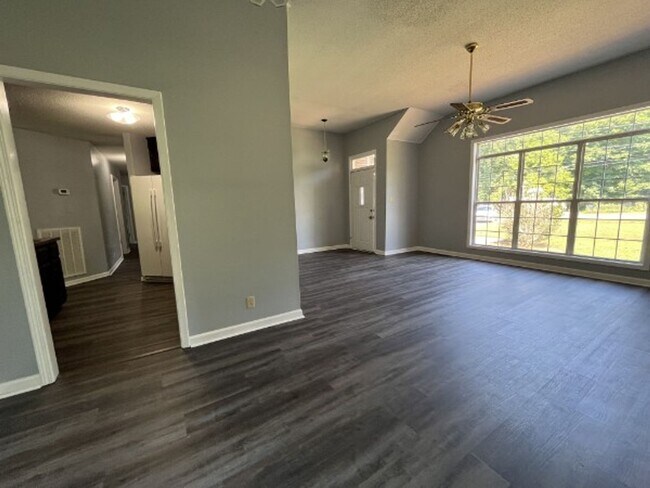Building Photo - 1130 Hunting Creek Ct