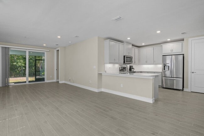 Building Photo - ** 3Bed/2Bath ~ Stunning Villa In the Heart of Estero ~ Milan Villas **