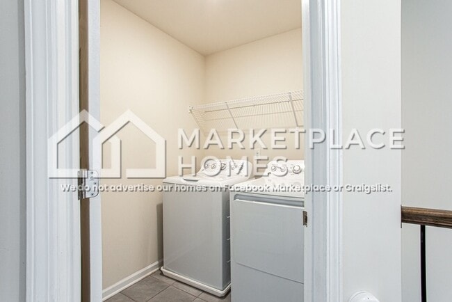 Building Photo - 3005 Westpoint Cir