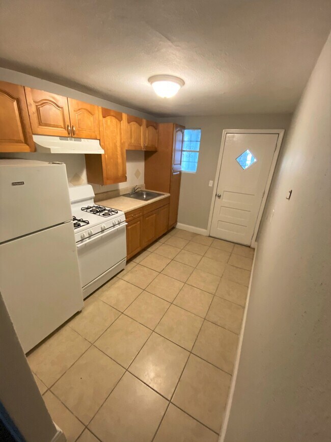 Kings Place Apartments 1324 Prince St Jacksonville FL 32209