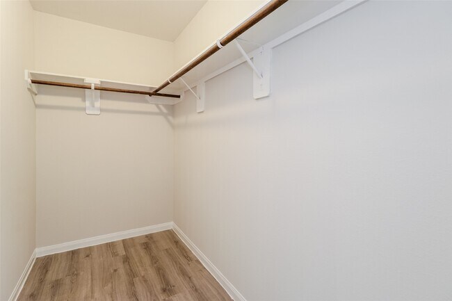 Building Photo - 13806 Spring Meadows Ct