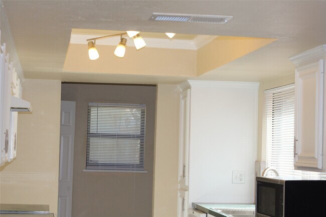 Building Photo - 7207 Addicks Clodine Rd