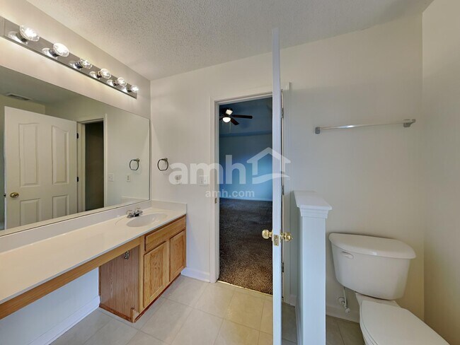 Building Photo - 8 War Admiral Way