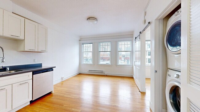 Building Photo - 665 Eddy St