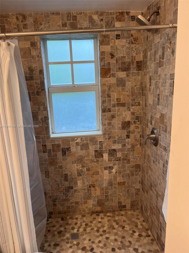 Building Photo - 750 Pennsylvania Ave