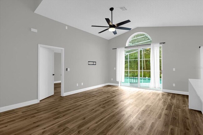 Building Photo - 3000 Bransbury Ct