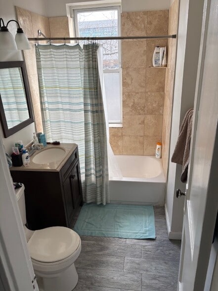 Building Photo - 2 Kilmarnock St