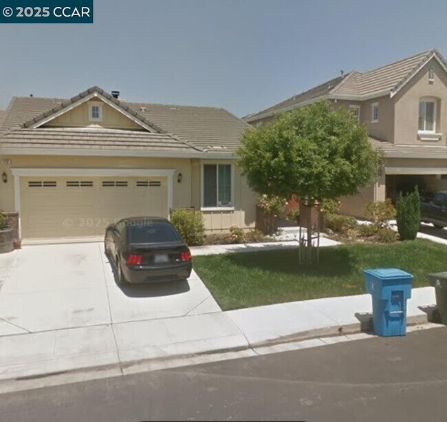 Primary Photo - 170 Hearthstone Dr