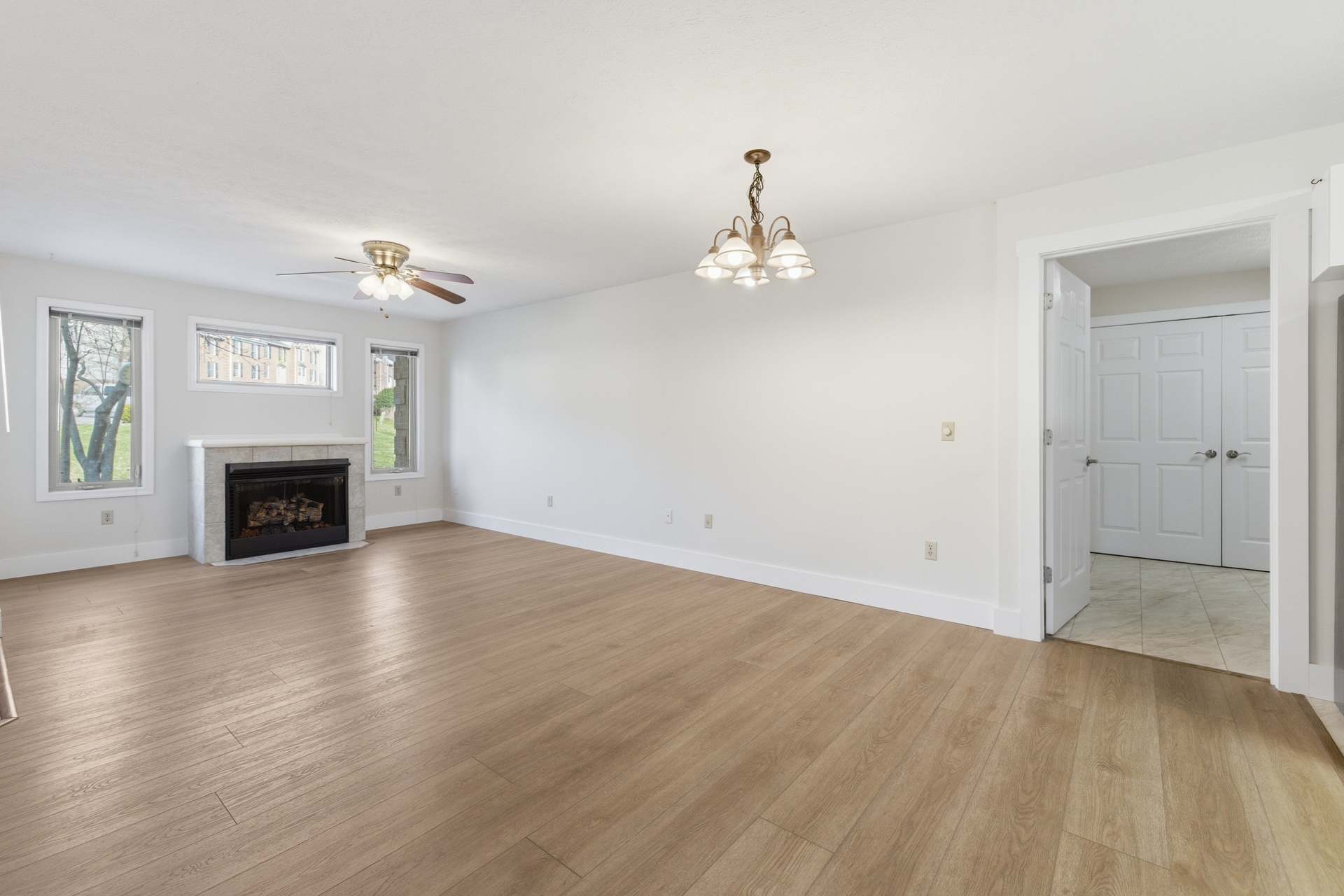 Building Photo - 1921 Ty Way Xing