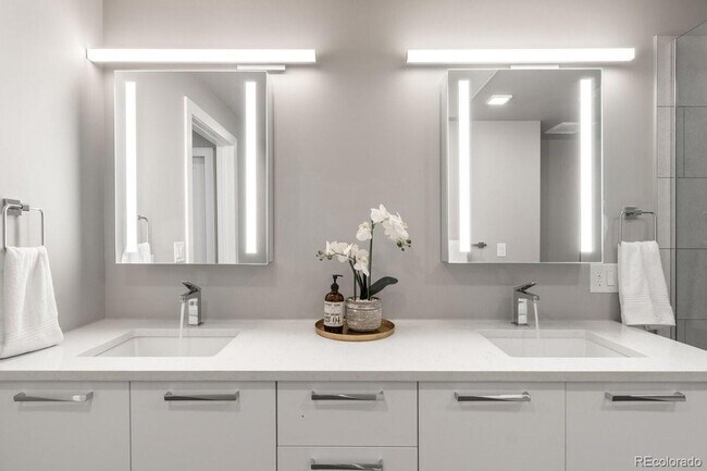 Building Photo - 1515 Julian St