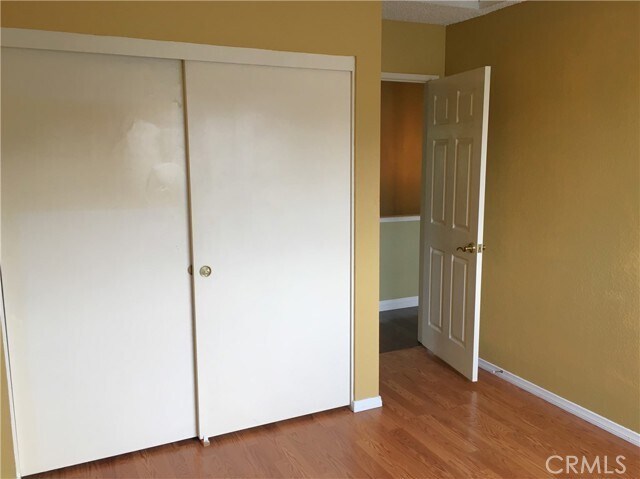 Building Photo - 1349 Crestmont Dr