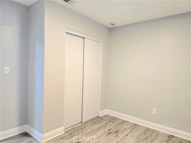 Building Photo - 715 W 58th St