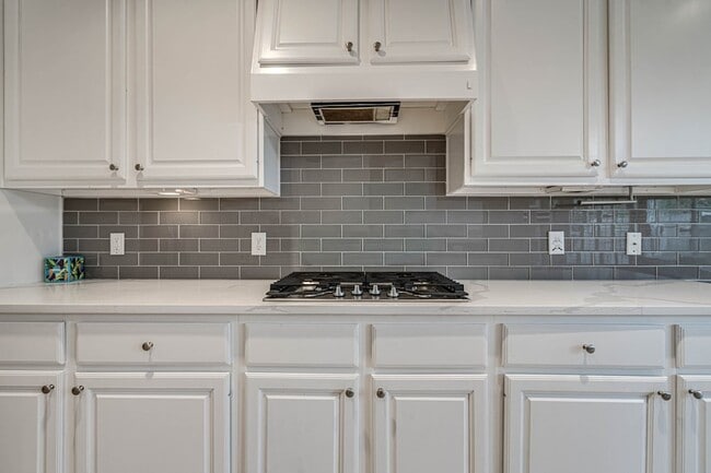 Building Photo - 6114 Sienna Arbor Ln