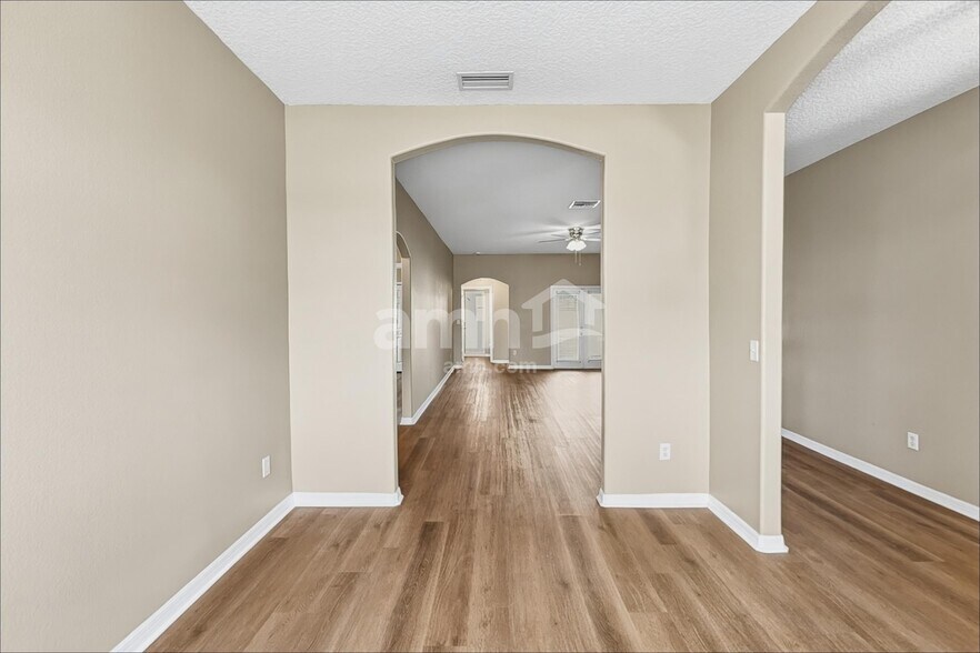 Building Photo - 1238 Rain Lily Rd
