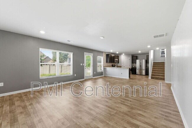 Building Photo - 1801 Marcelina Ln