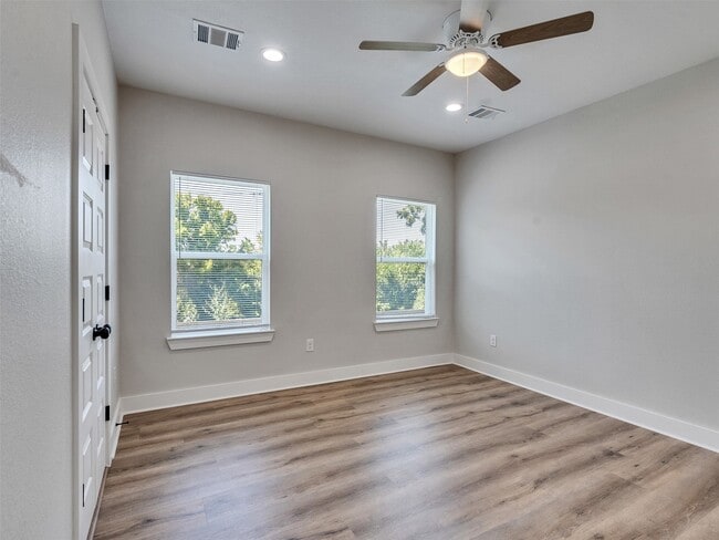 Building Photo - 4713 Talina Way