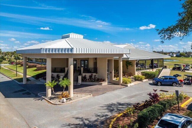 Building Photo - 3940 Southpointe Dr