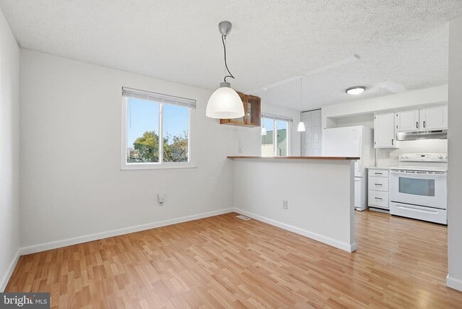 Building Photo - 13225 Custom House Ct