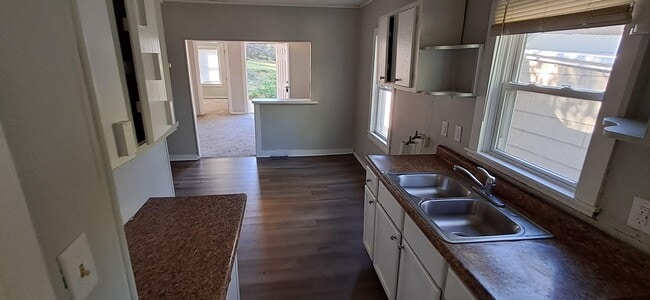 Building Photo - 1317 N 15th St