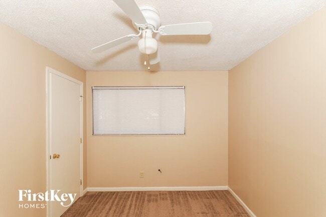 Building Photo - 1226 Wellsville Rd