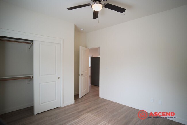 Building Photo - 8400 Frankie Lou St