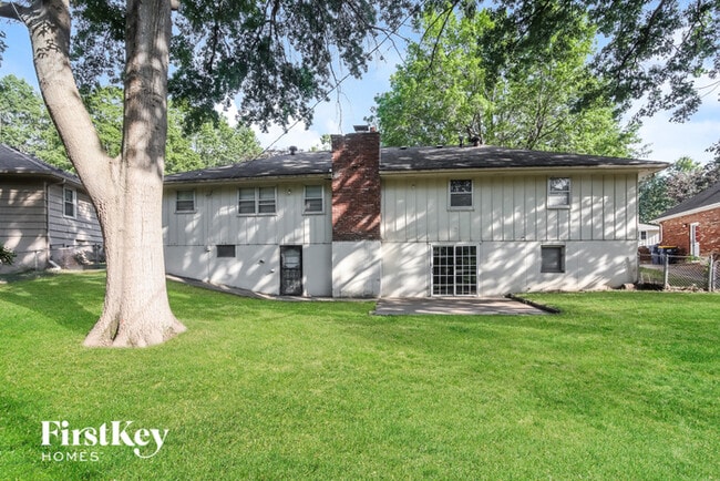 Building Photo - 1301 SW Morningside Dr