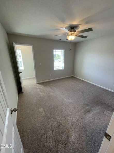 Building Photo - 1028 Peony Ln