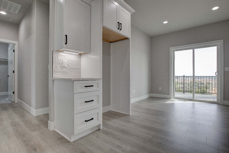 Building Photo - 750 Rio Vis Lp