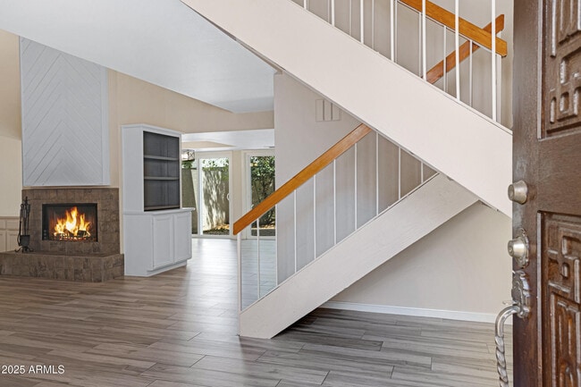 Building Photo - 6503 N 10th Pl